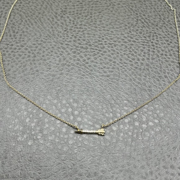 Banana Republic Arrow Necklace Gold Tone Dainty Bar Pave Crystal Pendant Womens - Picture 3 of 8